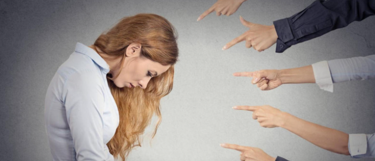 Trader “đừng bao giờ” nghi ngờ khả năng của mình bởi đánh giá của người khác vì họ mới là người thiếu tự tin vào bản thân nhất