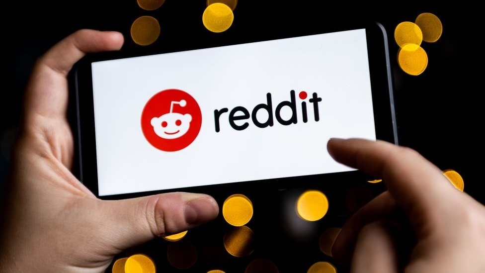 Reddit triển khai IPO trong bối cảnh cạnh tranh gay gắt