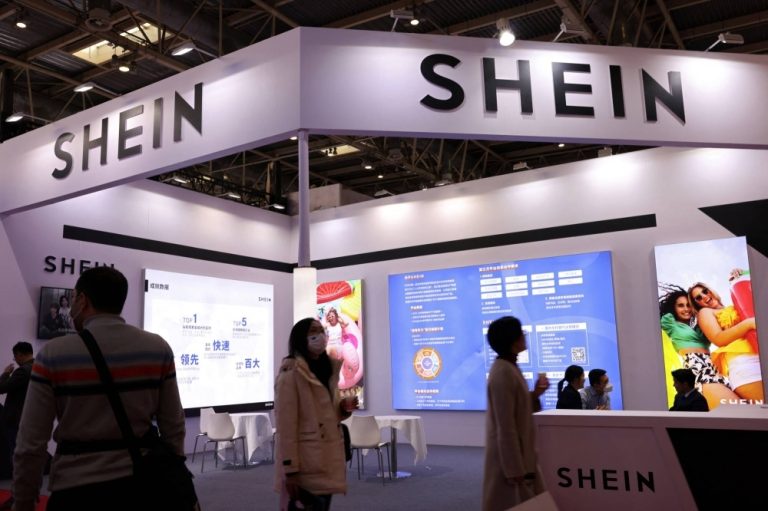 Kế hoạch IPO của Shein đối mặt với yêu cầu tăng cường kiểm tra khâu sản xuất tại Trung Quốc