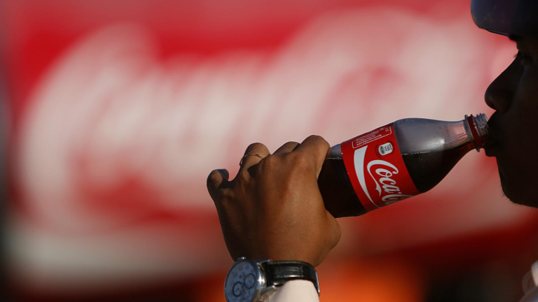 Coca Cola chia cổ tức lên tới 16.05 USD/ cổ phiếu