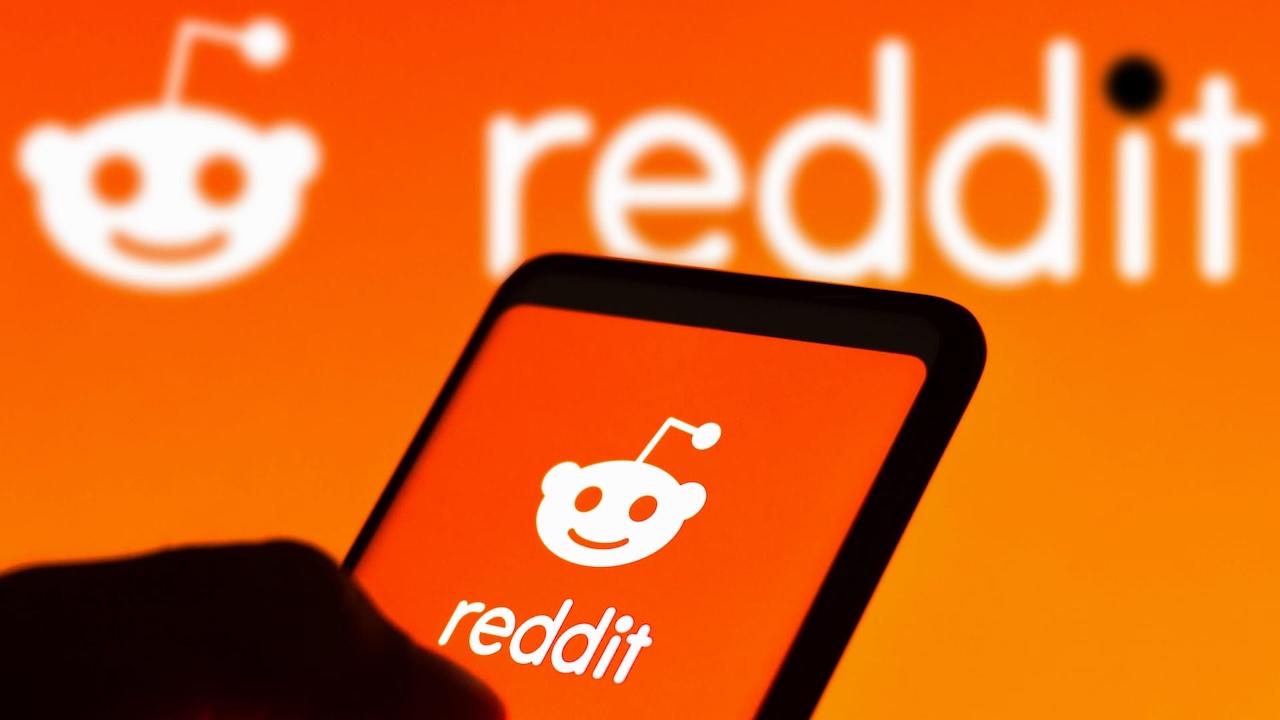 Reddit triển khai IPO trong bối cảnh cạnh tranh gay gắt