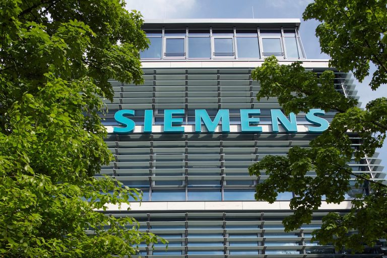 Zacks nâng xếp hạng của Siemens AG lên #1