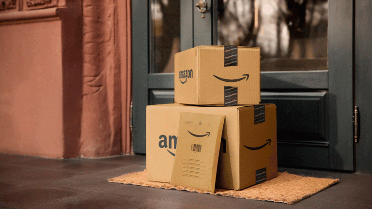 Amazon: cổ phiếu trí tuệ nhân tạo duy nhất được cả Warren Buffett và Cathie Wood sở hữu
