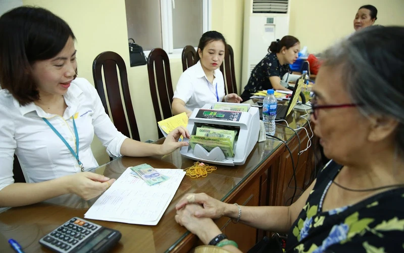 Tham gia BHXH bao lâu thì được hưởng lương hưu?