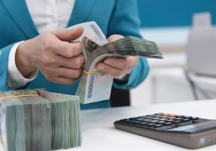 Nên gửi ngân hàng nào lãi suất cao 