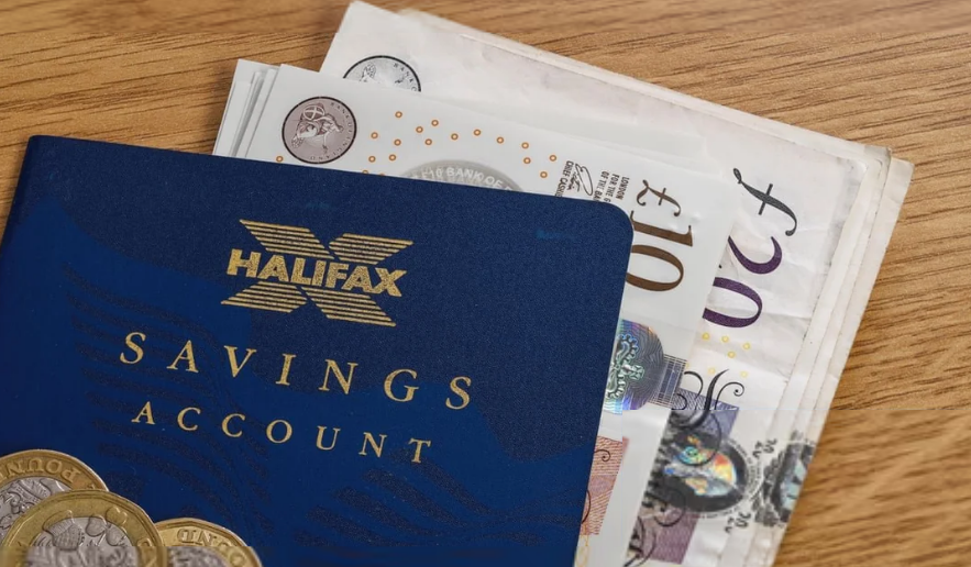 Sổ tiết kiệm là gì? Mở sổ tiết kiệm mang lại nhiều lợi ích cho cuộc sống