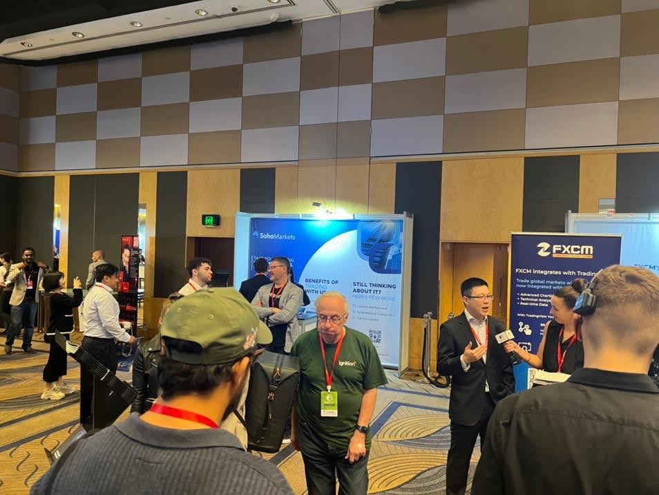 Tổ chức nhiều cuộc gặp gỡ và trao đổi cùng Soho Markets trên toàn cầu