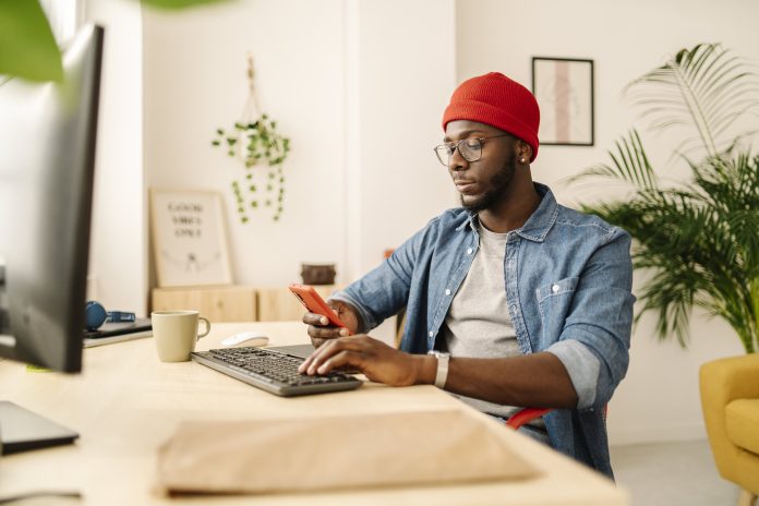 Phố Wall đánh giá cao triển vọng tăng trưởng của Amazon, Acushnet Holdings và BJ’s Wholesale Club