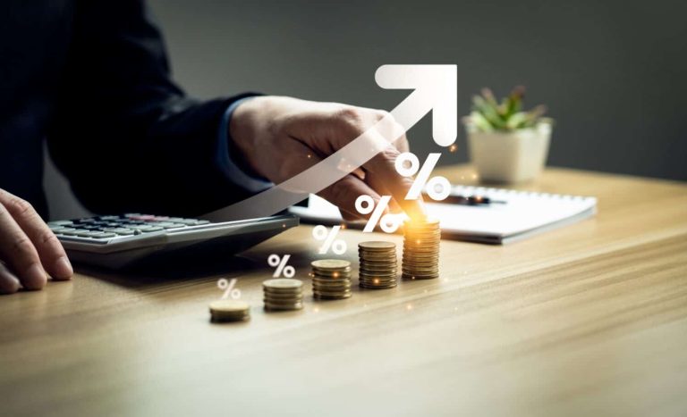 Hãy mua 2 cổ phiếu tăng trưởng này để đánh bại S&P 500