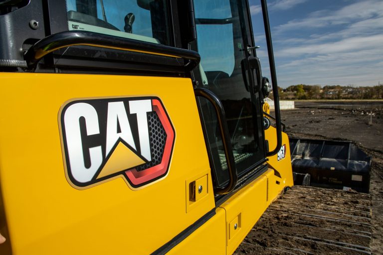 Cổ phiếu Caterpillar tăng giá, phân phối thêm lợi nhuận cho cổ đông