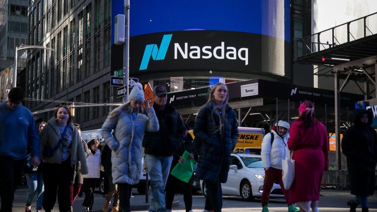 Thảm họa công nghệ “xóa sổ” gần 1 nghìn tỷ đô la khỏi Nasdaq