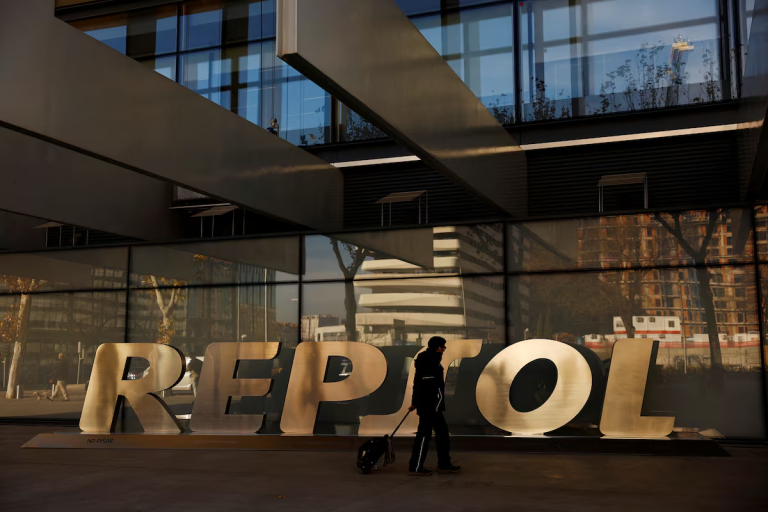 Repsol đàm phán hợp nhất hoạt động khai thác dầu khí ở Biển Bắc