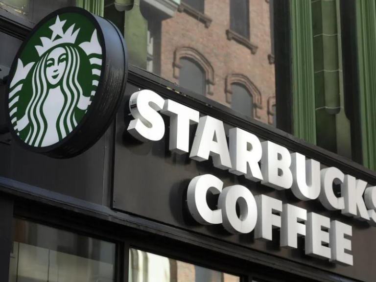 Vì sao Starbucks Corporation (SBUX) là lựa chọn hàng đầu cho cổ phiếu trả cổ tức trong ngành nhà hàng?