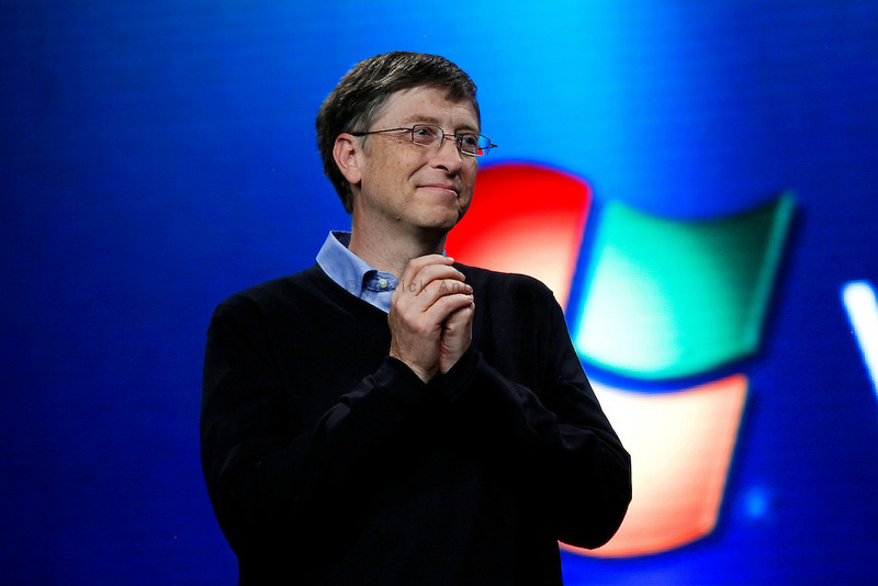 thị trường độc quyền hoàn toàn ví dụ