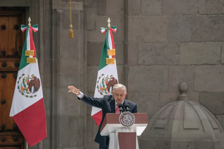 Các Thượng nghị sĩ Hoa Kỳ tìm cách ngăn chặn Mexico chiếm cảng Vulcan