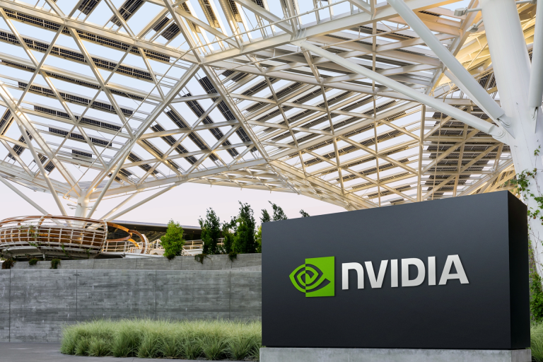 Có nên mua cổ phiếu Nvidia ở thời điểm hiện tại?